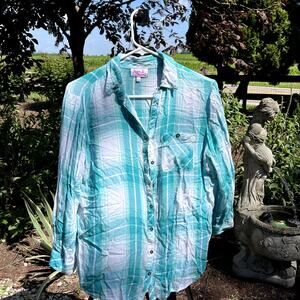 Hester & Orchard Plaid Flannel top